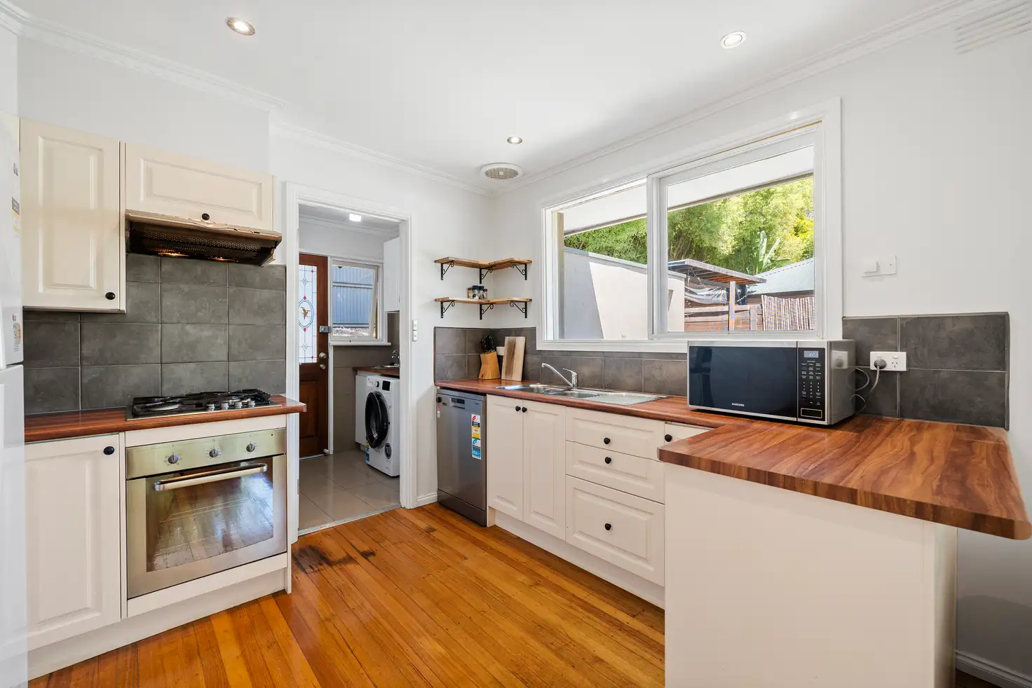 Main view of Homely unit listing, 3/52 Browns Road, Montrose VIC 3765