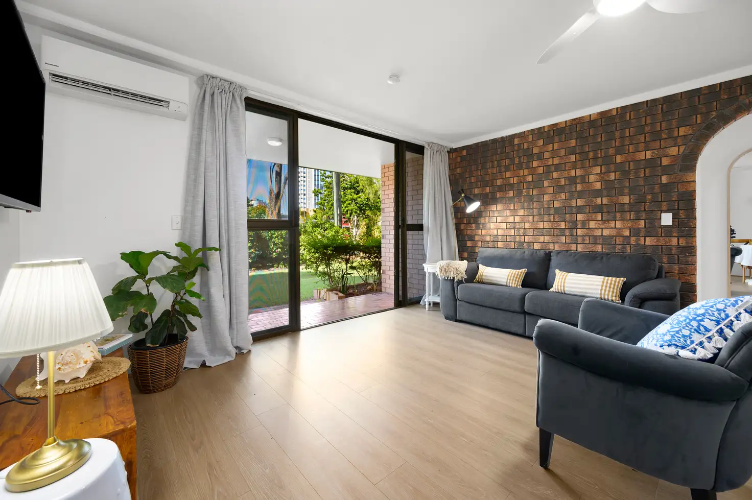 Main view of Homely unit listing, 1/6 Phillip Street, Labrador QLD 4215