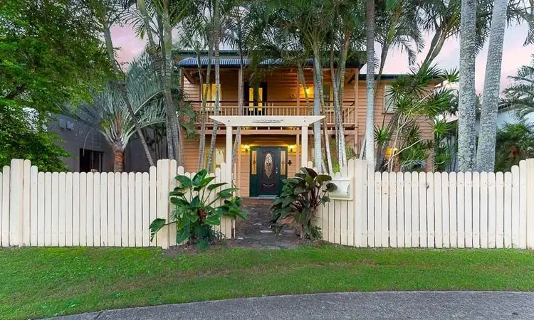 58 Eversleigh Rd, Scarborough QLD 4020