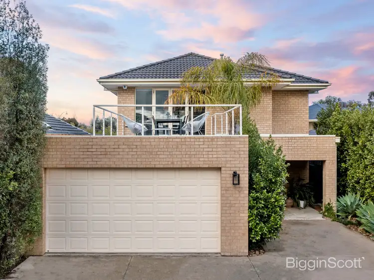 25 Lincoln Park Close, Sanctuary Lakes VIC 3030
