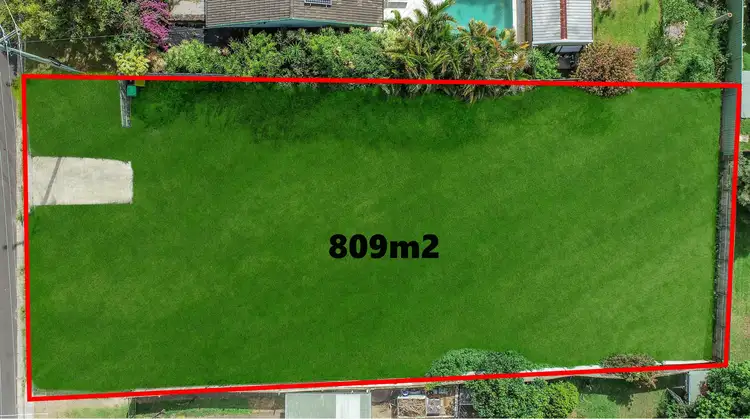 18 Wharf Road, Bli Bli QLD 4560