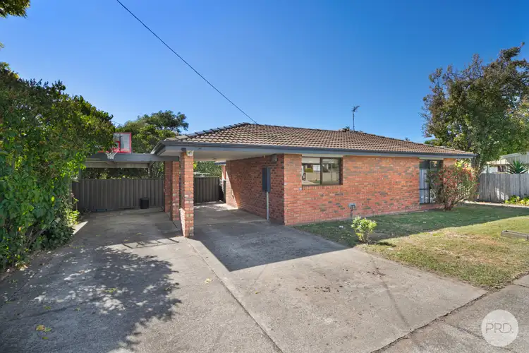 9 Rowlands Street, Sebastopol VIC 3356
