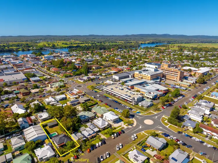12 York Street, Taree NSW 2430