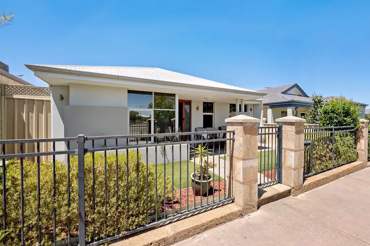 13 Piesley Street, Hammond Park WA 6164