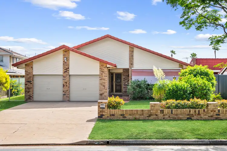 3 Vista Court, Newport QLD 4020