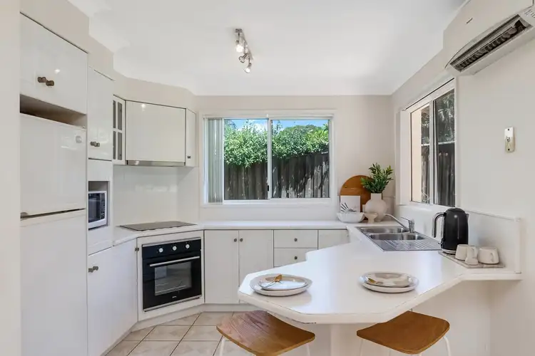 Fourth view of Homely semi-detached listing, 2/66 Albany Street, Point Frederick NSW 2250