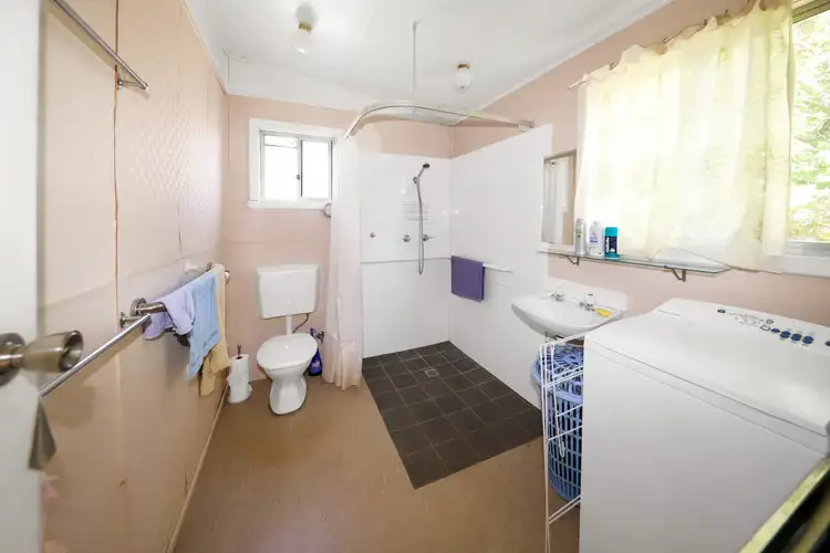 Sixth view of Homely house listing, 8 Selwyn Street, Batlow NSW 2730