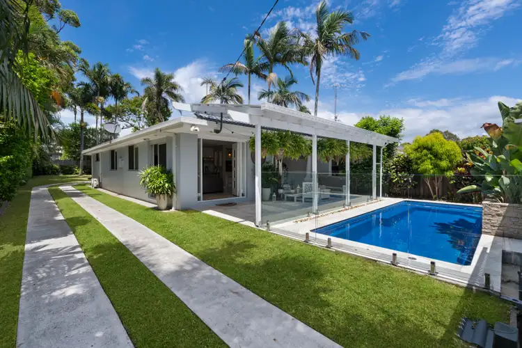 22 Kallay Street, Miami QLD 4220
