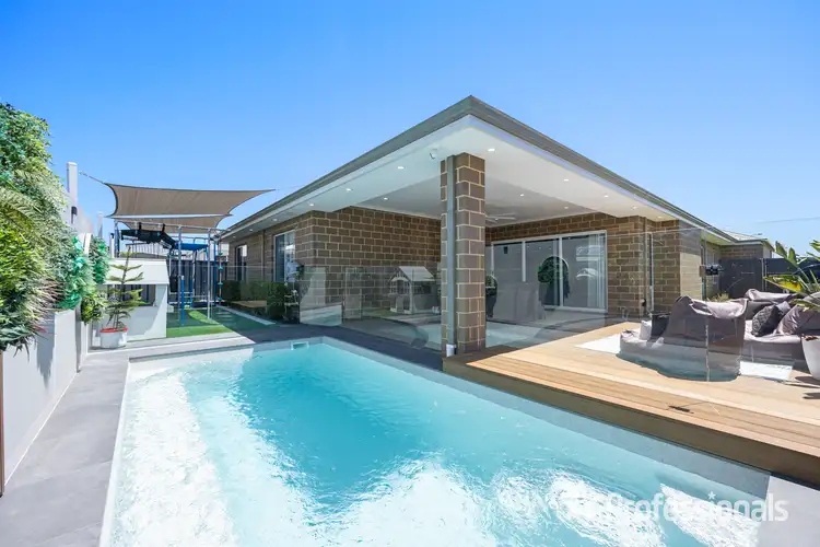 14 Adlington Way, The Vines WA 6069