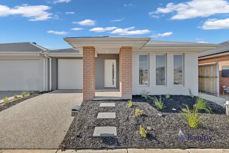 35 Rochford Drive, Donnybrook VIC 3064