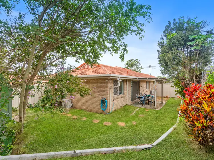 Second view of Homely villa listing, 4/1952 Wynnum Road, Wynnum West QLD 4178