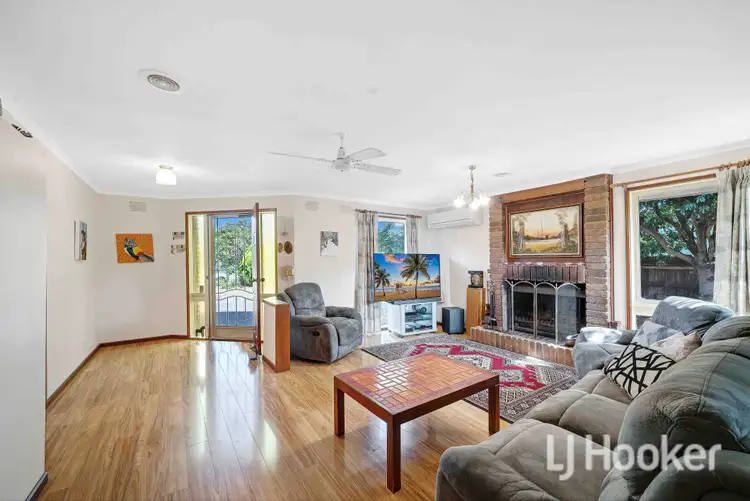 Seventh view of Homely house listing, 51 Campaspe Crescent, Brookfield VIC 3338