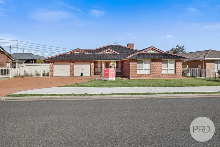 65 Greg Norman Drive, Tamworth NSW 2340