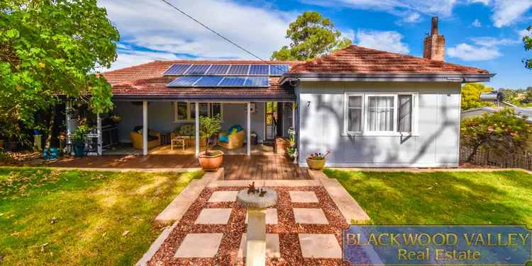7 Padbury Road