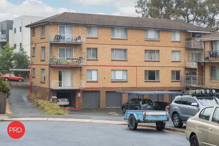 Main view of Homely unit listing, 2/3 Velacia Place, Queanbeyan NSW 2620