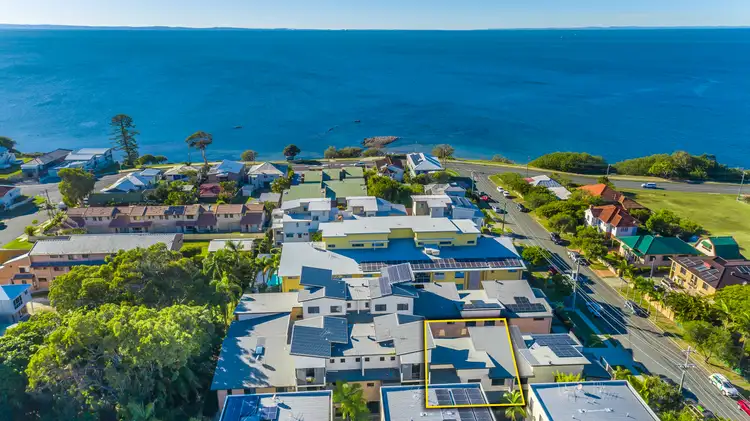 2/12-14 Georgina Street, Woody Point QLD 4019