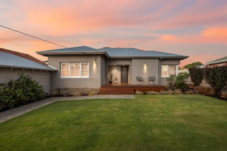 38A Redwood Crescent, Melville WA 6156