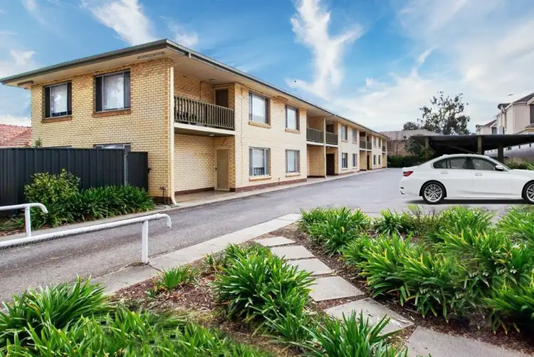 3 Rosella Street