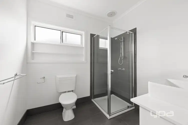 Fifth view of Homely unit listing, 1/38 Avondale Avenue, St Albans VIC 3021