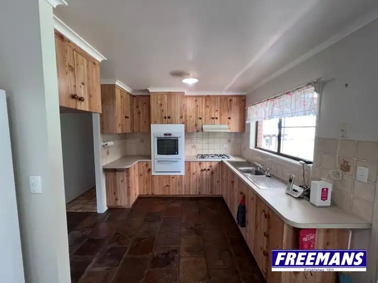 Seventh view of Homely house listing, 4 Fairview  Drive, Kingaroy QLD 4610