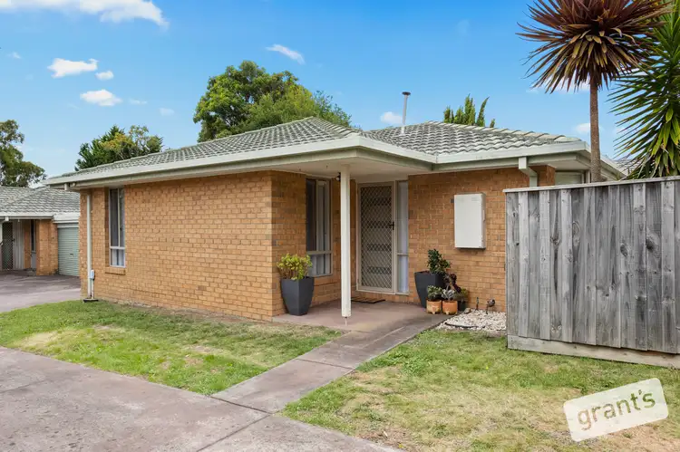 Main view of Homely house listing, 1/21 Ravensthorpe Crescent, Narre Warren VIC 3805
