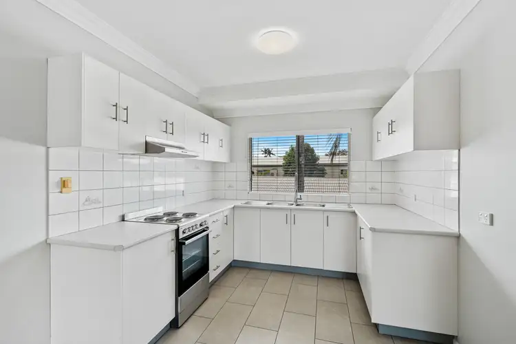 Third view of Homely unit listing, 4/126 Aumuller Street, Bungalow QLD 4870