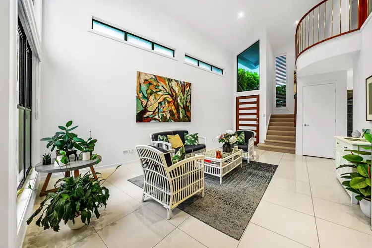 7026B Vista Drive, Benowa QLD 4217