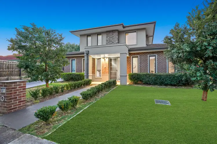 1 Arianne Road, Glen Waverley VIC 3150