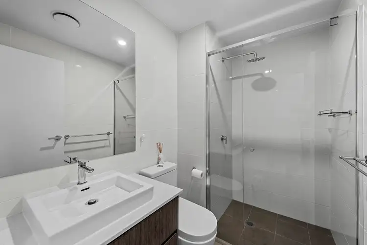 Sixth view of Homely apartment listing, 302/5 Chester Terrace, Southport QLD 4215