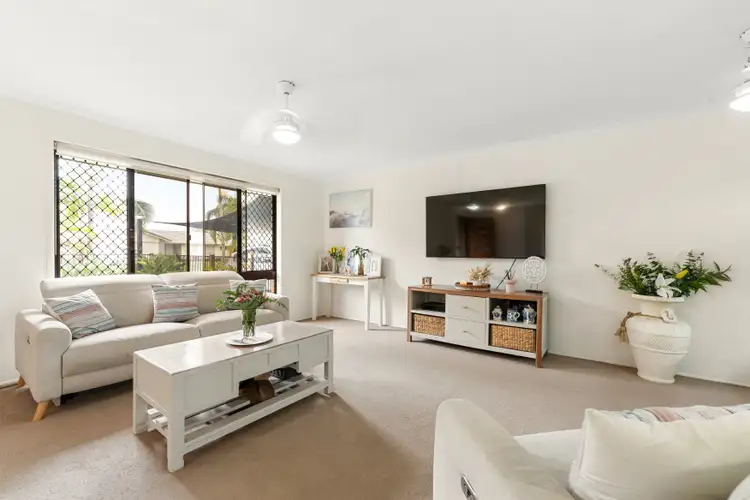 8 Maple Court, Burleigh Waters QLD 4220