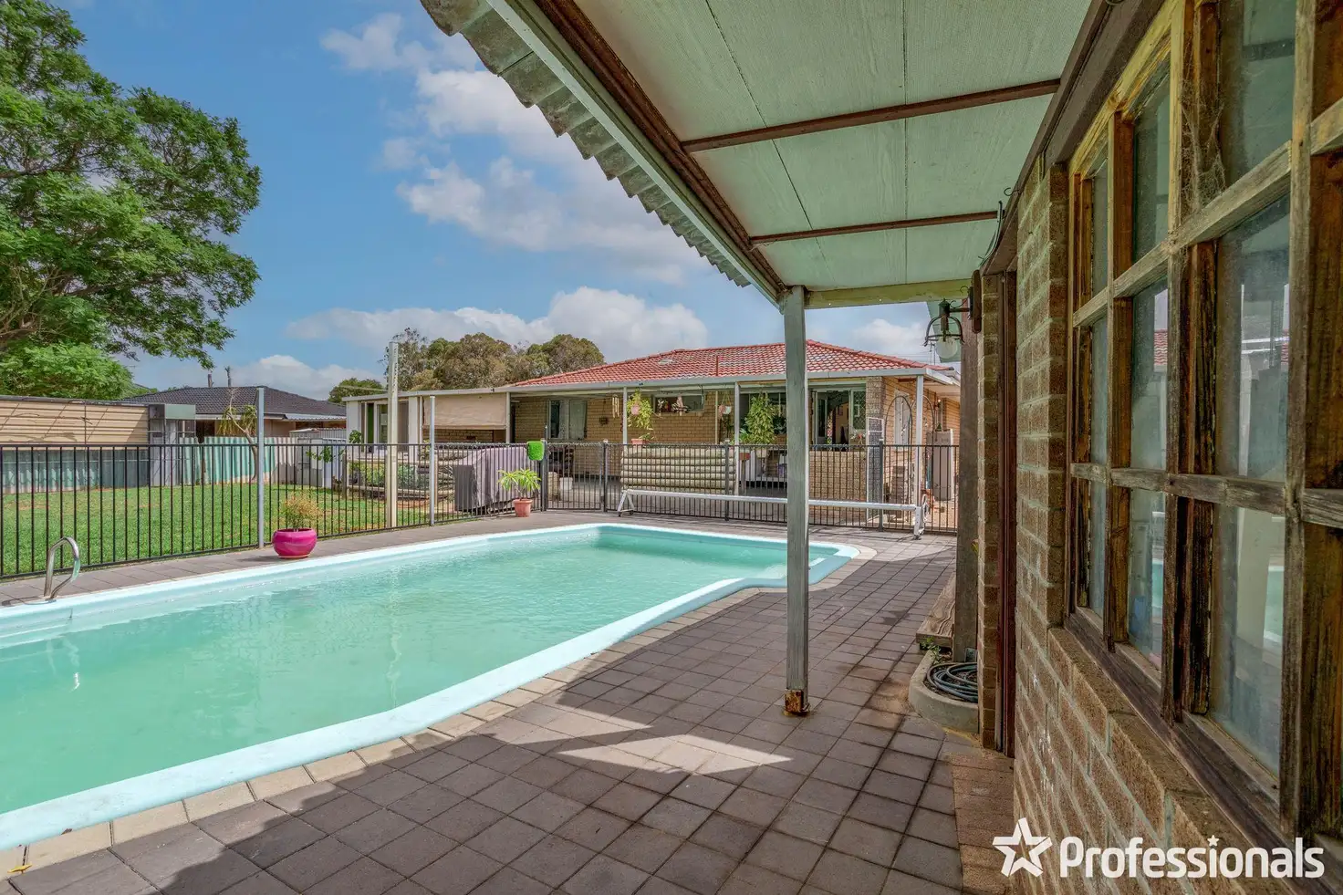 Main view of Homely house listing, 5 Scotia Place, Armadale WA 6112