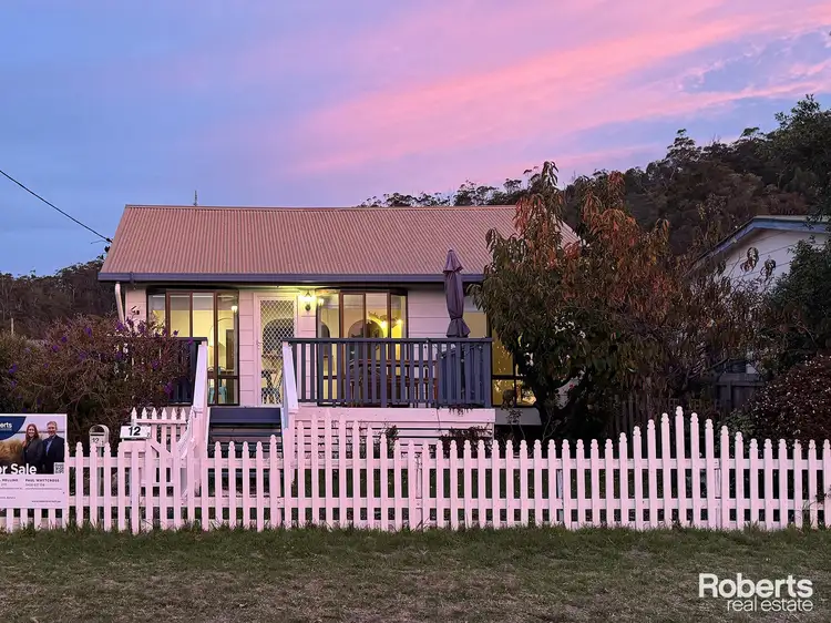 12 Banksia Street
