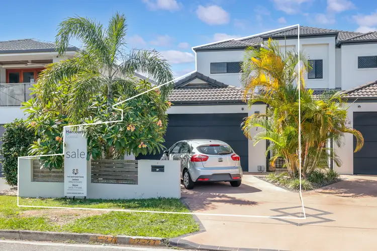 Main view of Homely house listing, 1/27 Donald Avenue, Paradise Point QLD 4216