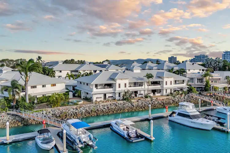 14/16 Sir Leslie Thiess Drive, Townsville City QLD 4810
