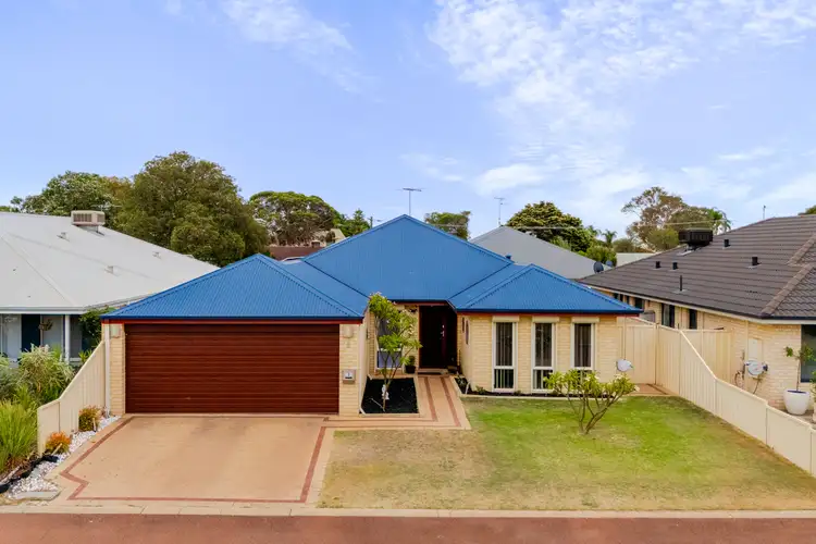 2/70 Rodoreda Crescent, Ravenswood WA 6208