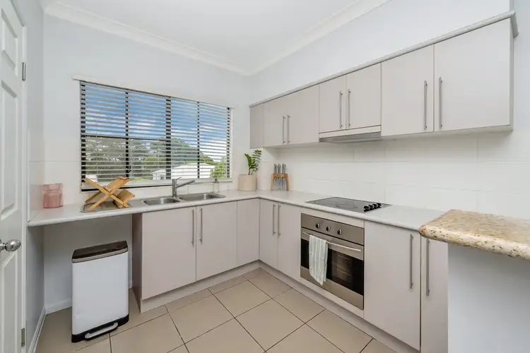 Fourth view of Homely unit listing, 4/38 Percy Street, West End QLD 4810
