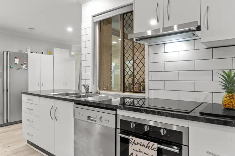 Sixth view of Homely house listing, 9 Mountain Vista Court, Morayfield QLD 4506
