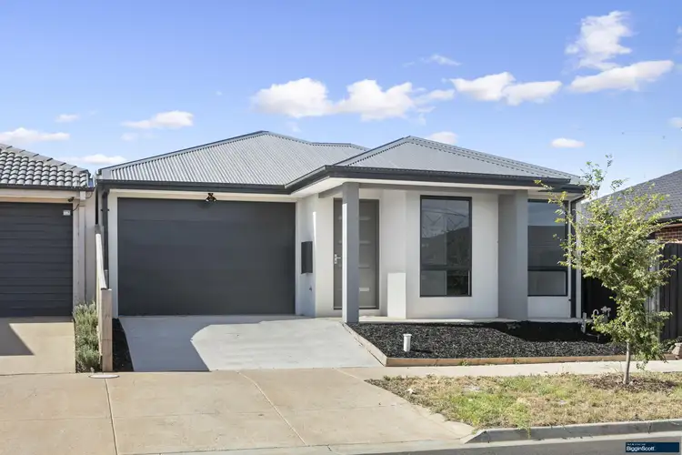 Main view of Homely house listing, 27 Treviso Street, Fraser Rise VIC 3336