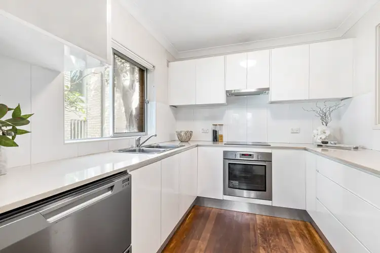 Fourth view of Homely apartment listing, 4/39 Ocean Street North, Bondi NSW 2026
