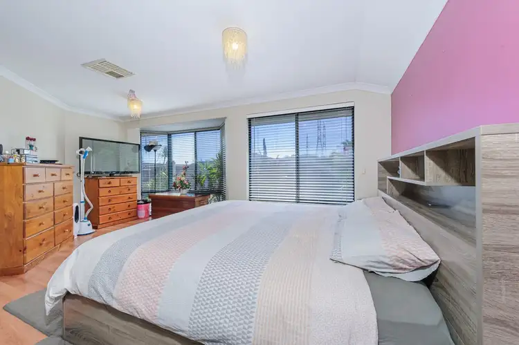 Sixth view of Homely house listing, 8 Hawea Chase, Success WA 6164