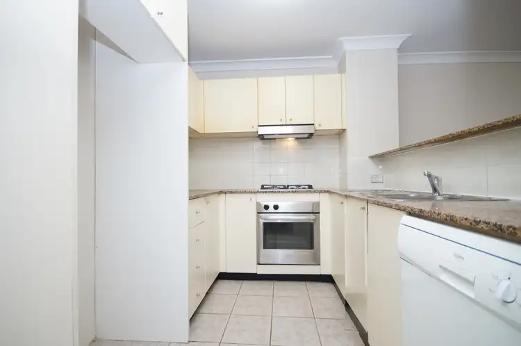 15/2 Macquarie Road, Auburn NSW 2144