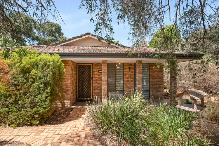 20 Trott Road, Lesmurdie WA 6076
