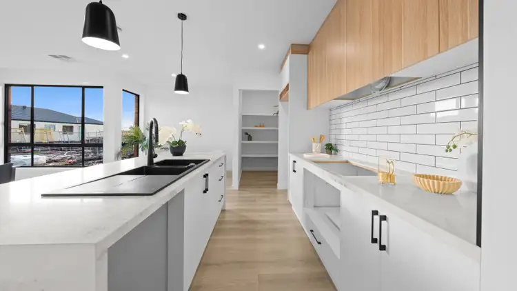 Second view of Homely house listing, 10 Brut Place, Wollert VIC 3750