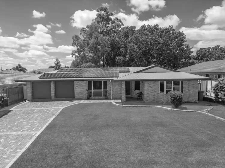 43 Discovery Street, Flinders View QLD 4305