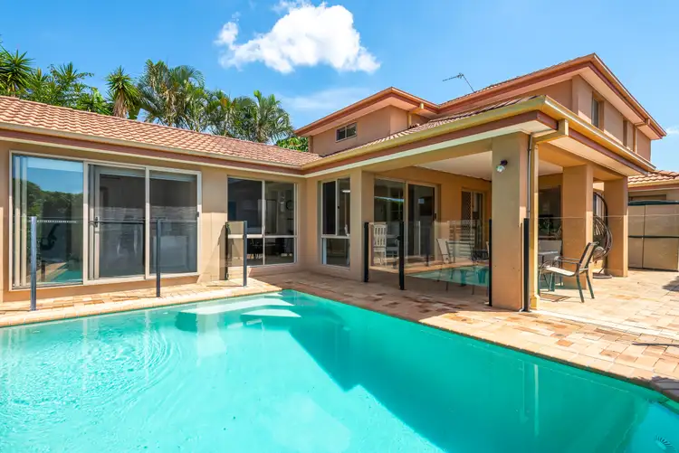 4 Redwood Place, Molendinar QLD 4214
