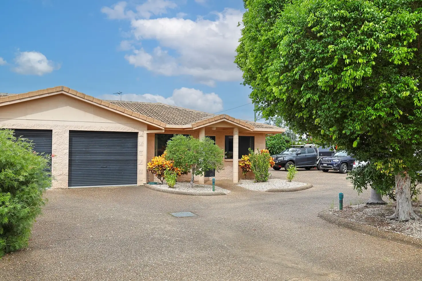 Main view of Homely unit listing, 8/6-14 Sherriff Street, Hermit Park QLD 4812