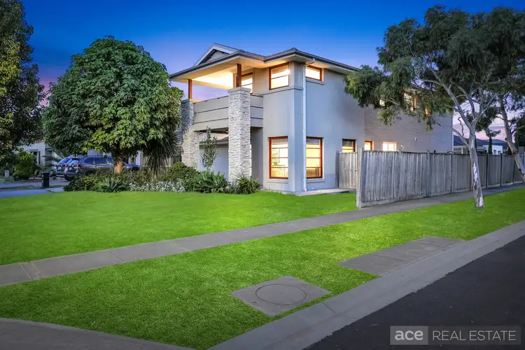 2 Palmtree place, Point Cook VIC 3030