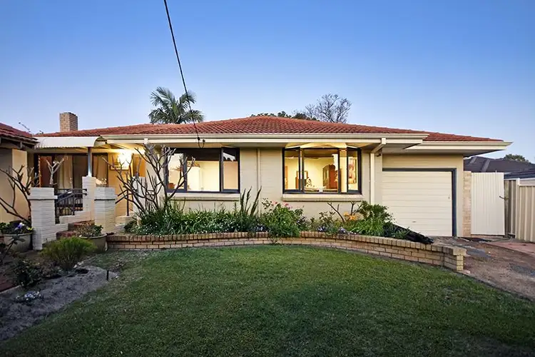 27 Hollett Road