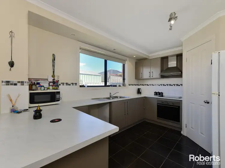 Fifth view of Homely unit listing, 2/13 Lucas Place, Brighton TAS 7030