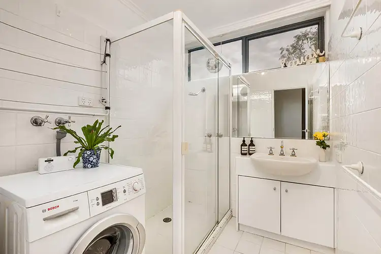 Fifth view of Homely apartment listing, 23/11 Auburn Grove, Hawthorn East VIC 3123